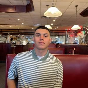 Meet your Posher, Julian